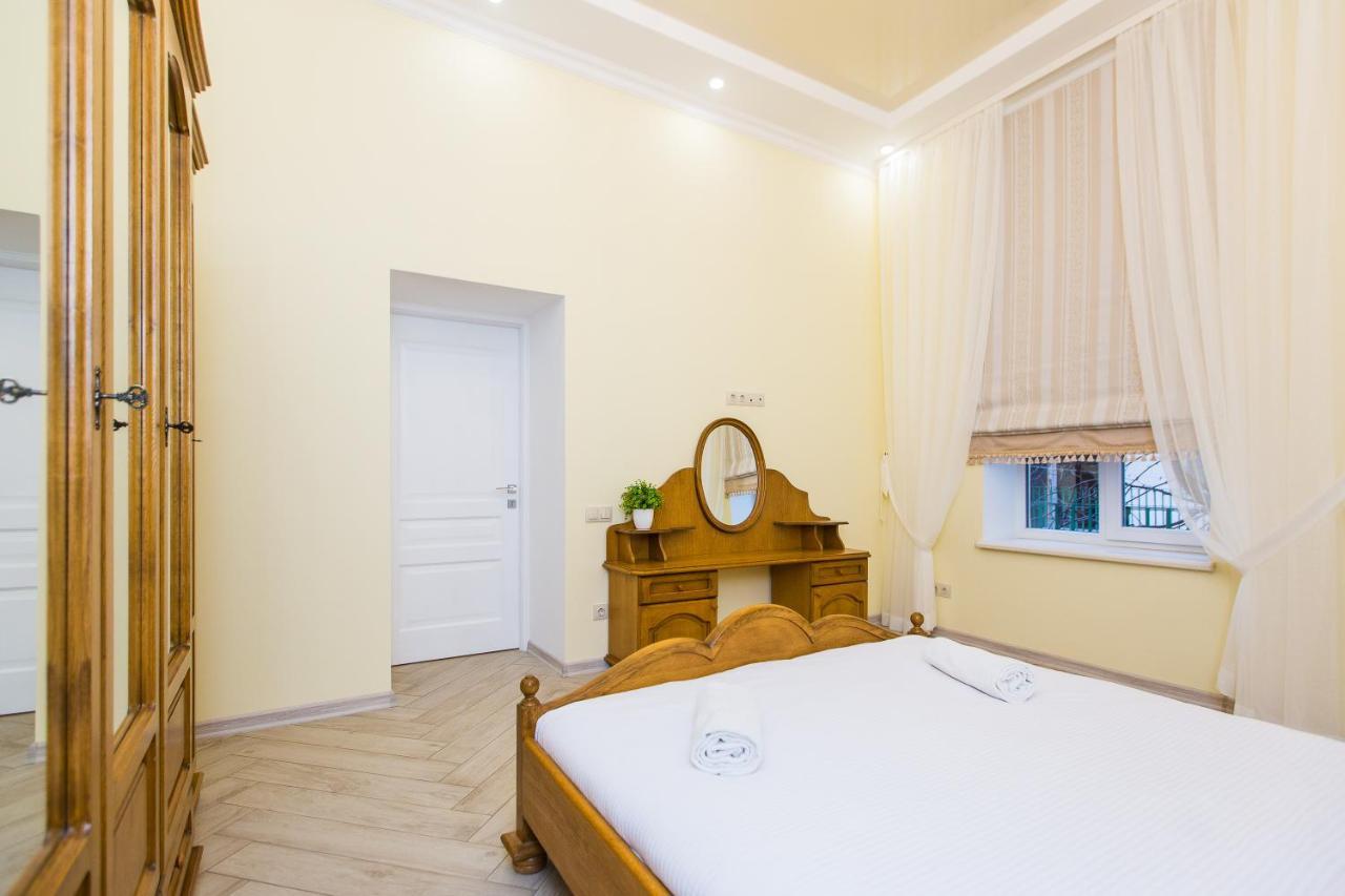 Avangard On Sholom Aleikhem St 7 Apart Appartement Lviv Buitenkant foto