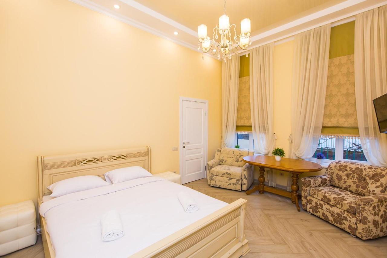 Avangard On Sholom Aleikhem St 7 Apart Appartement Lviv Buitenkant foto