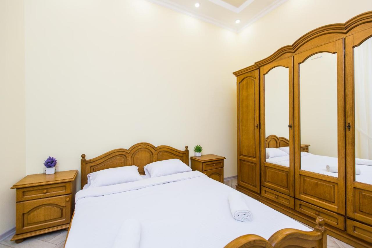 Avangard On Sholom Aleikhem St 7 Apart Appartement Lviv Buitenkant foto